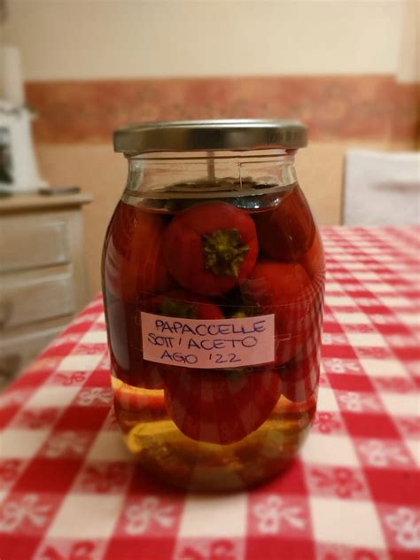 Papaccelle fresche di diversi colori