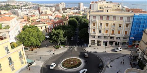 Piazza Don Ivo Micheletti a Piombino