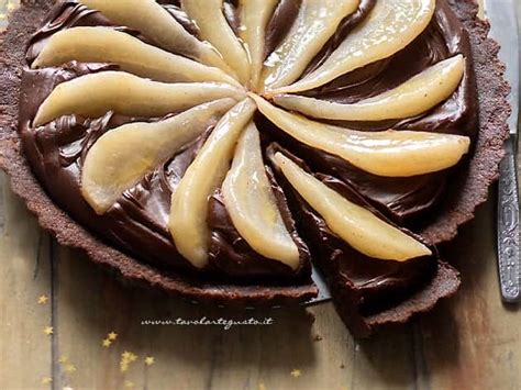 crostata pere e cannella affettata