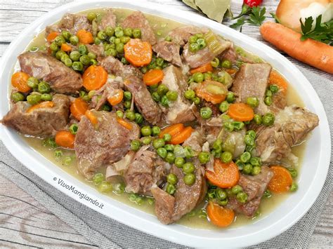 spezzatino di vitello con funghi e piselli