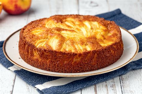 Ingredienti per una torta di mele integrale