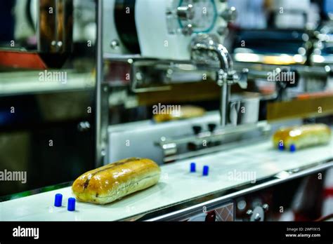 produzione artigianale di panini per hamburger