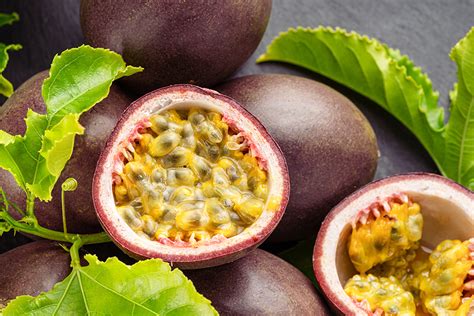 Frutto della passione e pesche