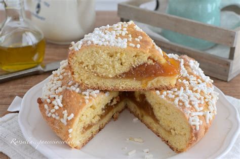 Ingredienti per una crostata di mele e marmellata senza burro