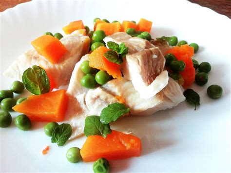 Pesce fresco e piselli verdi