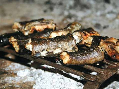 Piatto di anguilla arrostita con contorno