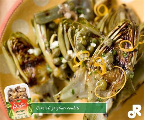 Carciofi grigliati su una bistecchiera