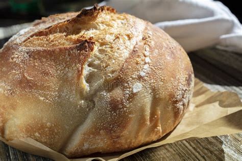Pane fresco appena sfornato