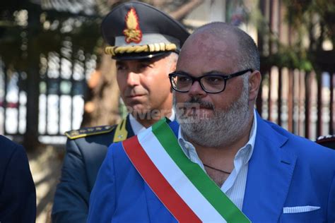 Cerimonia di consegna della Fiat 1300 restaurata alla Polizia di Stato