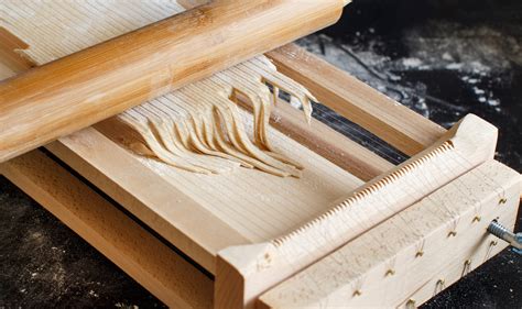 Strumento della chitarra per la pasta