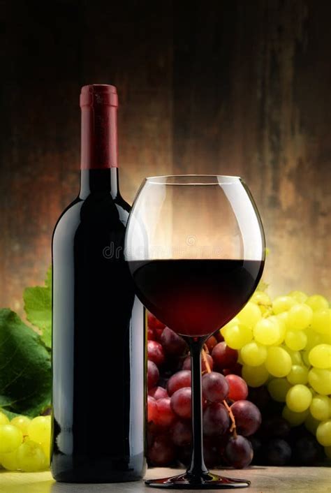 bottiglia di vino rosso