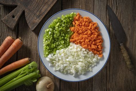 Soffritto di verdure per ragù