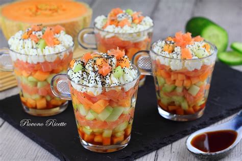 bicchierini con salmone e cetriolo