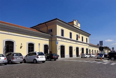 Stazione ferroviaria di Pavia
