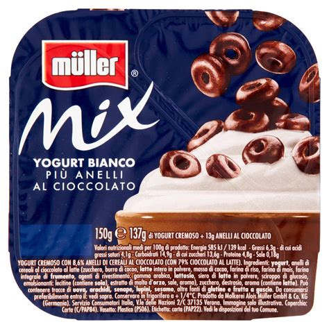 Yogurt Müller Mix con anelli al cioccolato in un vasetto