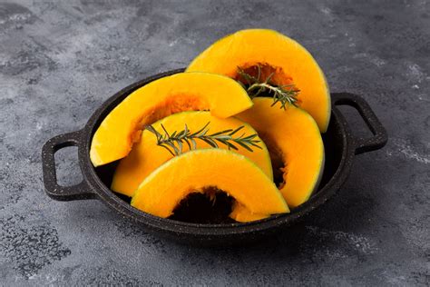 Zucca tagliata a fette