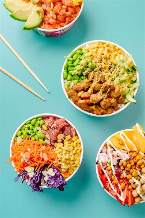 Ingredienti freschi per poké bowl