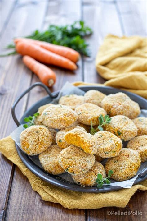 Polpette di carote e tofu su una teglia