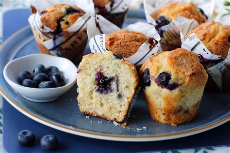 ingredienti per muffin con yogurt e mirtilli