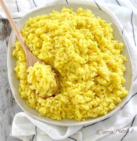 Riso giallo cotto per arancini