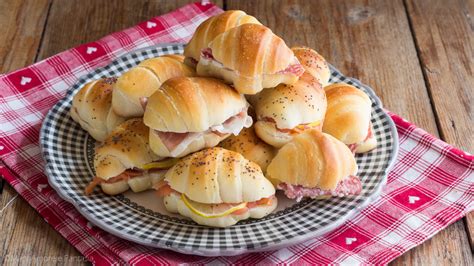 Ingredienti per cornetti salati