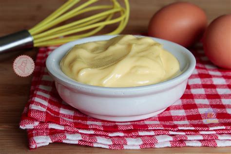 Ingredienti per maionese classica