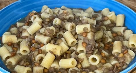 Infografica sui benefici cardiovascolari di pasta e lenticchie