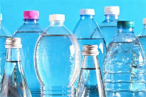 Bottiglie di acqua misteriosa