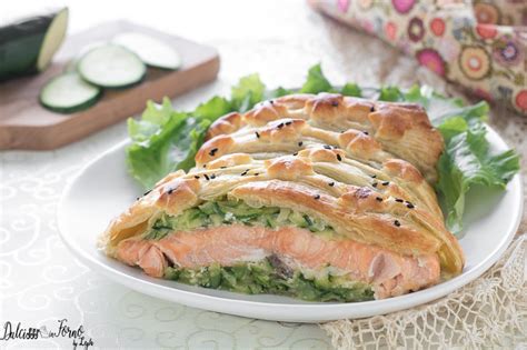 filetto di salmone pronto per essere avvolto nella sfoglia