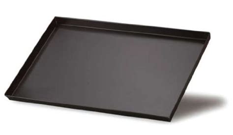 diverse forme di teglie in ferro blu