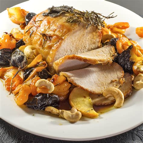 Un arrosto di maiale con crosta di paprika e erbe aromatiche