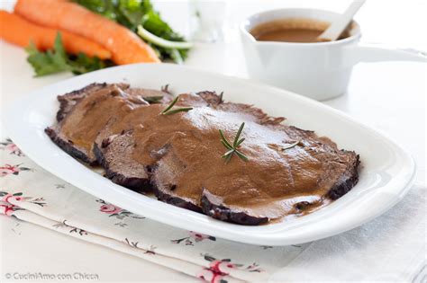 Bimby che prepara il brasato