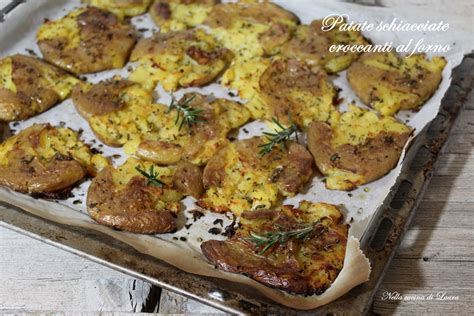 Patate lesse schiacciate pronte per l'impasto