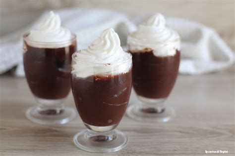 Cioccolato fuso e panna montata