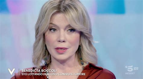 Benedicta Boccoli in uno studio televisivo