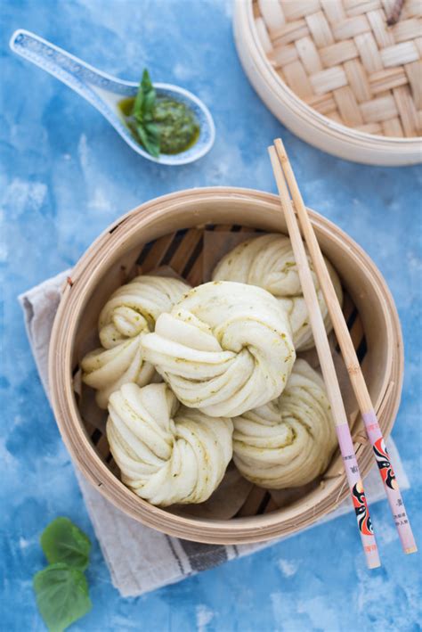 Immagine di panini cinesi Hua Juan Bao dorati e invitanti