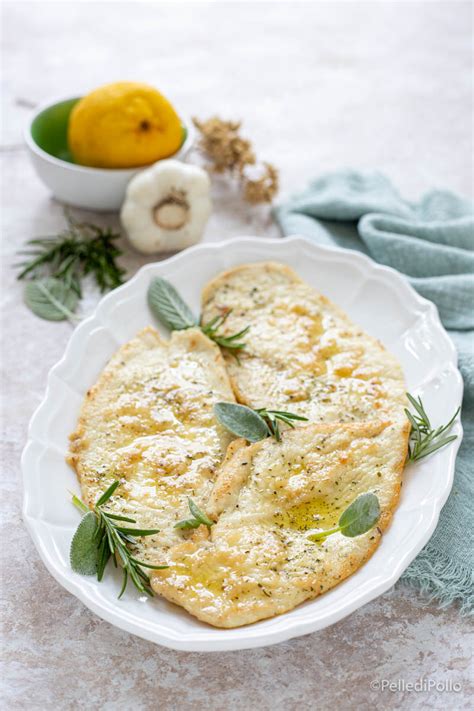 Fettine di pollo battute pronte per essere farcite