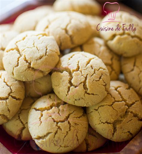 Ghriba Bahla con le caratteristiche crepe