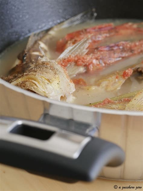Ingredienti per un brodo di pesce