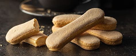 Diversi tipi di biscotti per tiramisù