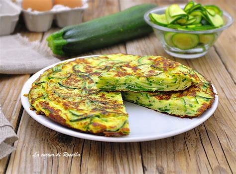 frittata di zucchine e pancetta servita