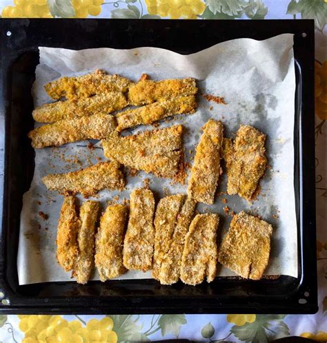Cardi impanati pronti per la frittura