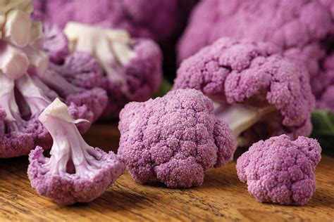 Confronto tra cavolfiore viola cotto in ambiente neutro, alcalino e acido