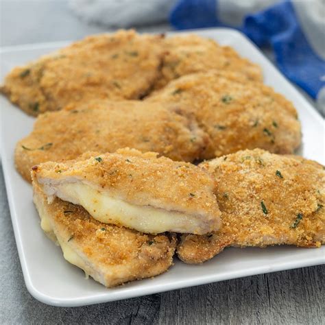 Fettine di lonza farcite al forno con formaggio filante