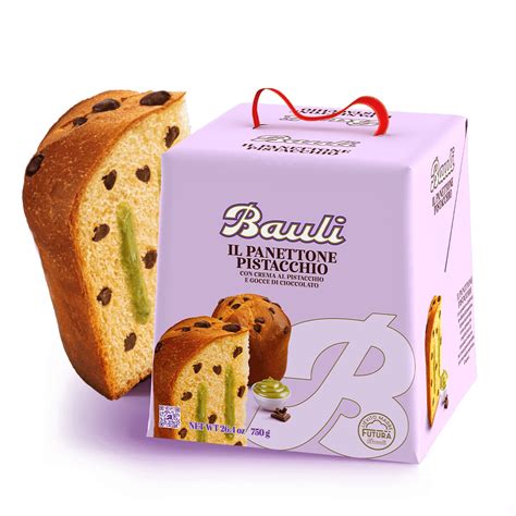 Immagine di un panettone Bauli al pistacchio tagliato a fette mostrando la sua soffice consistenza