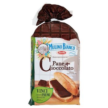 Famiglia che condivide il Mulino Bianco Pane Cioccolato