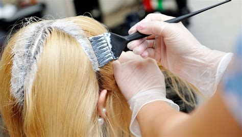 Schema di applicazione della tinta per capelli