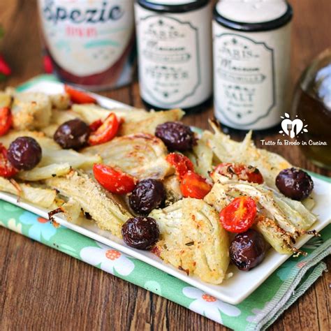 Finocchi al forno con erbe aromatiche e pomodorini