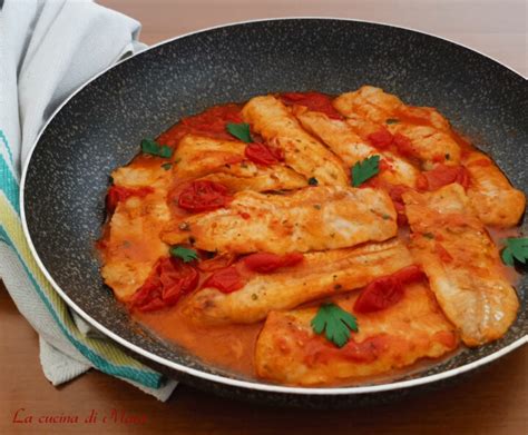Filetti di platessa in padella con pomodorini