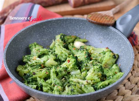 Broccoli in padella alla romana con peperoncino